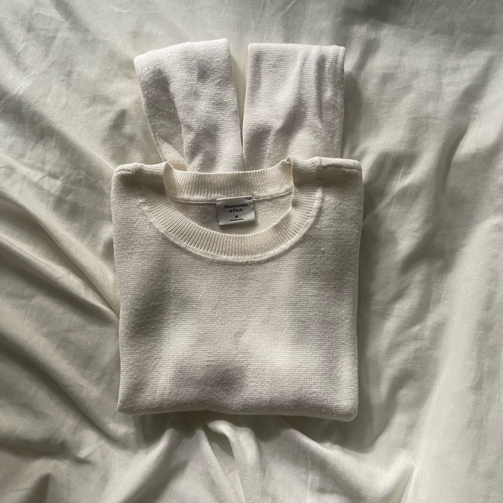 Abercrombie & Fitch Sweater
